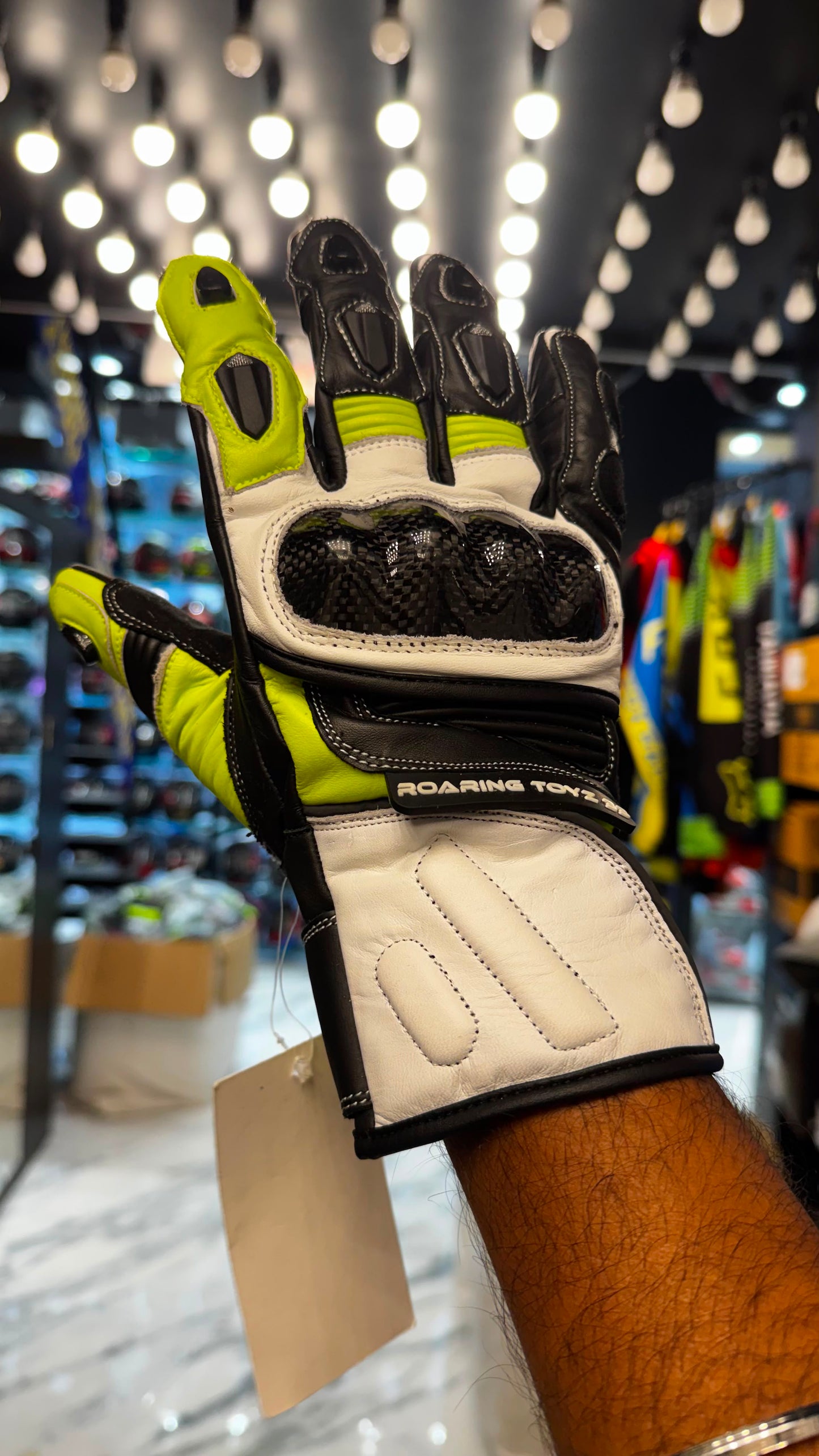 Roaring toyz Venom gloves Neon white