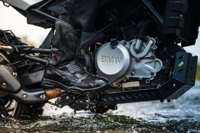 Raida® Discover Motorcycle Boots | Raida Gears