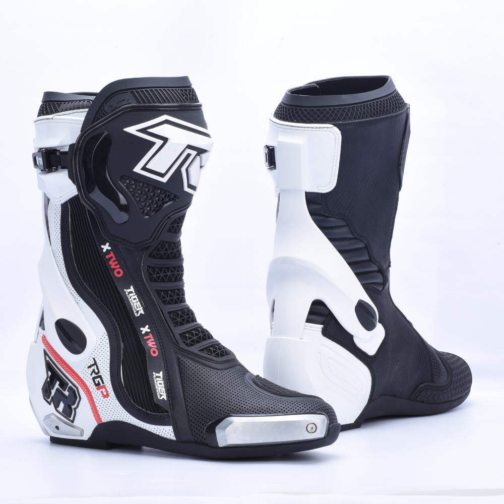 TIGER TR X2 PRO SPORTS BIKE RIDING BOOTS BLACK WHITE